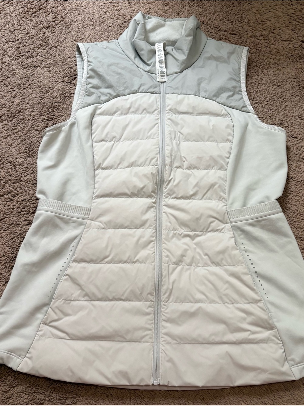 lululemon athletica grey puffer vest